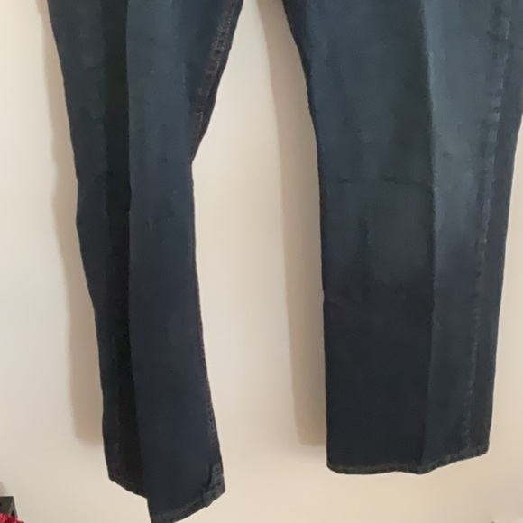 Levi's Relaxed Blue Denim Jeans Timeless Style 514 - Picture 7 of 10